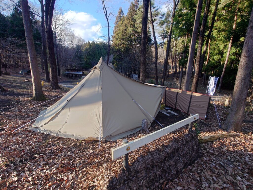 タッソT/C七角形張り出しスタイルと陣幕mini