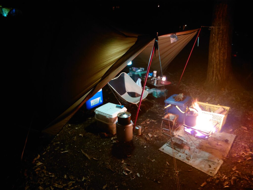 夜のタッソT/Cと焚火