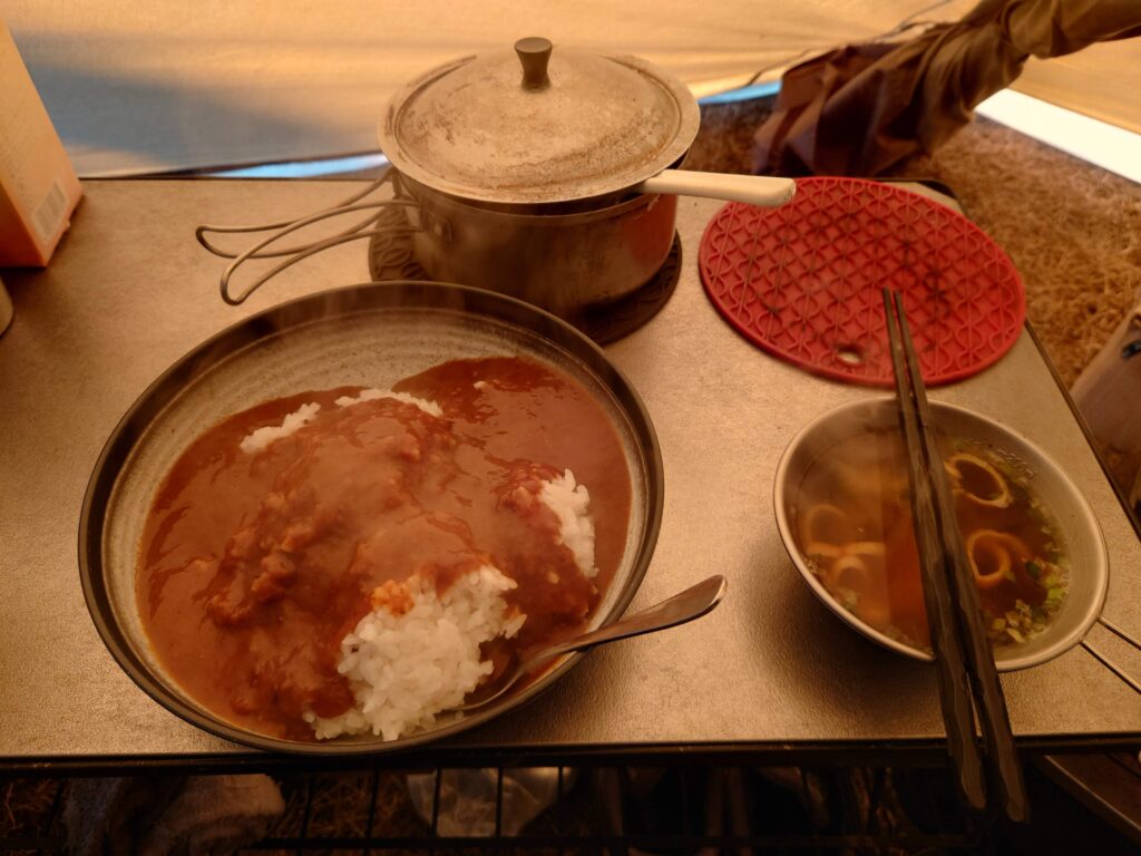 朝ご飯のカレーライス
