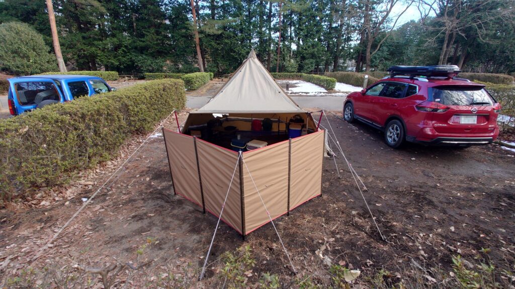 V字型に張った陣幕miniとタッソTC