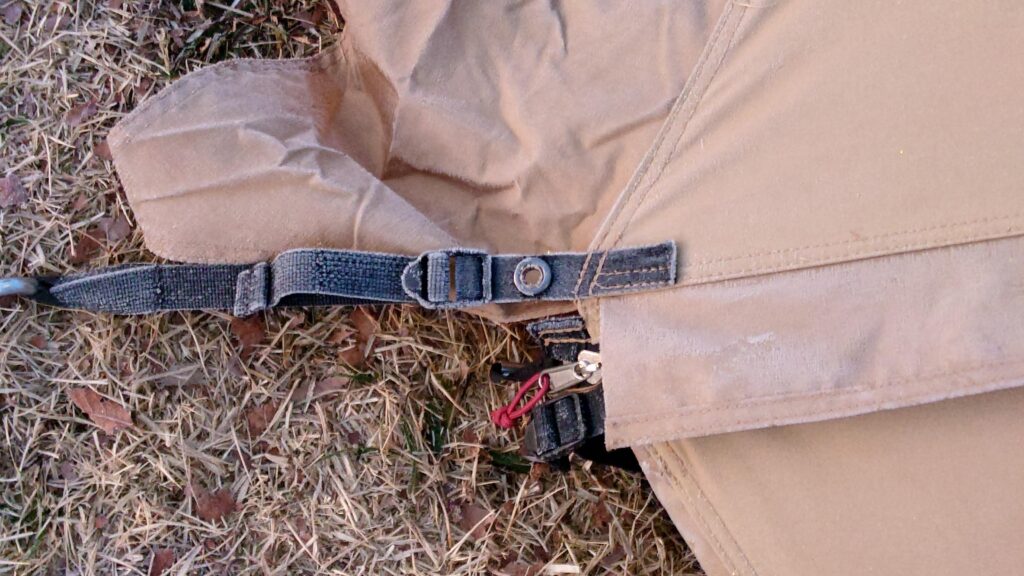 霜が降りたテント