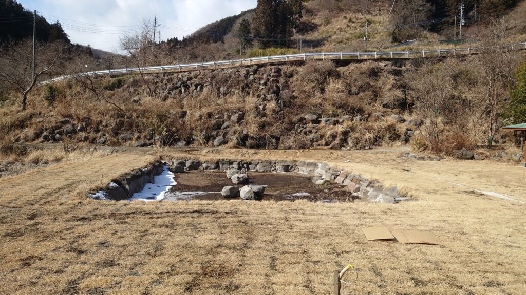 赤城遊園レストラン南の芝生釣り堀かな