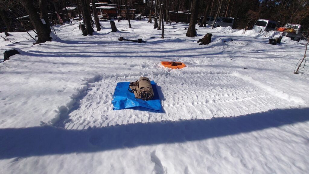 踏み固めたテントサイト
