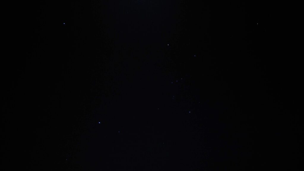 スマホで撮影した冬の大三角