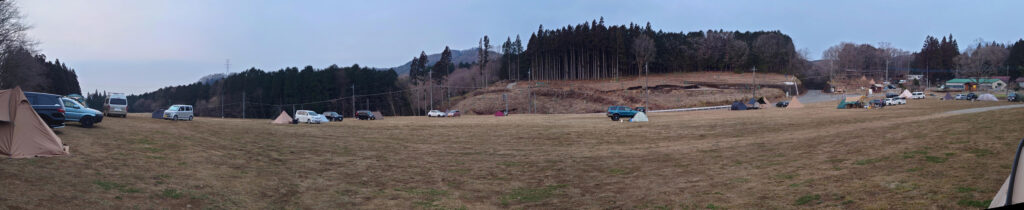 たかはら花畑キャンプ場フリーサイトの朝