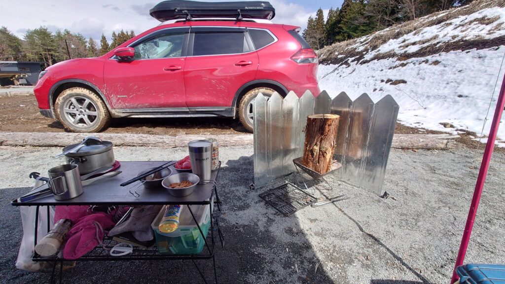 スウェーデントーチ着火準備完了で口開け