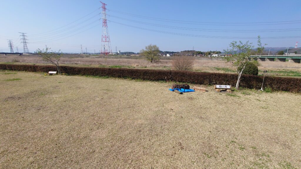 まほろばキャンプ場テントサイトB4