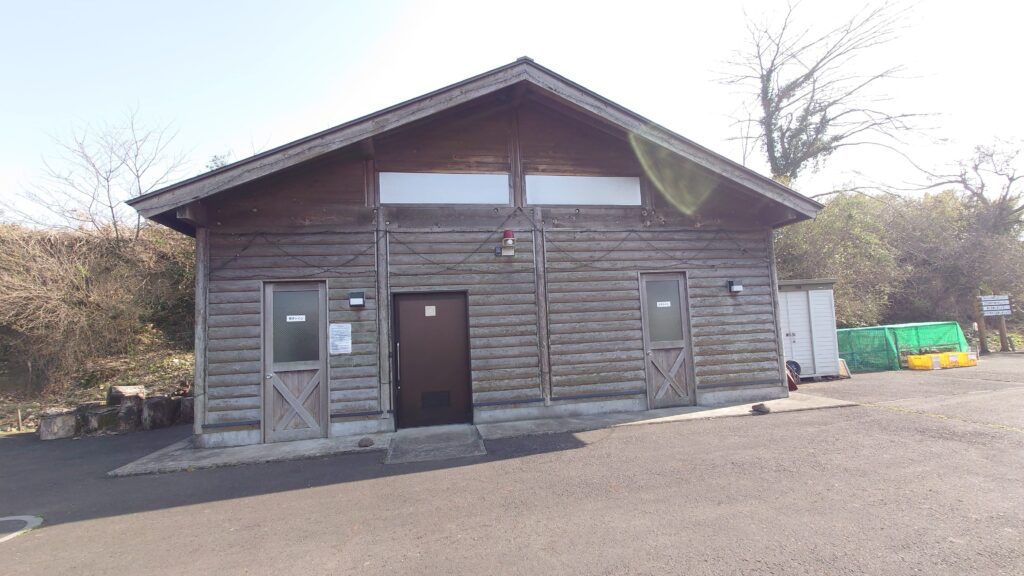 まほろばキャンプ場トイレ