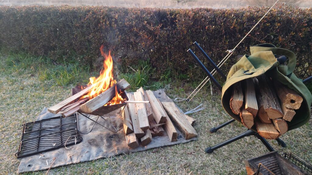 まほろばキャンプ場焚火