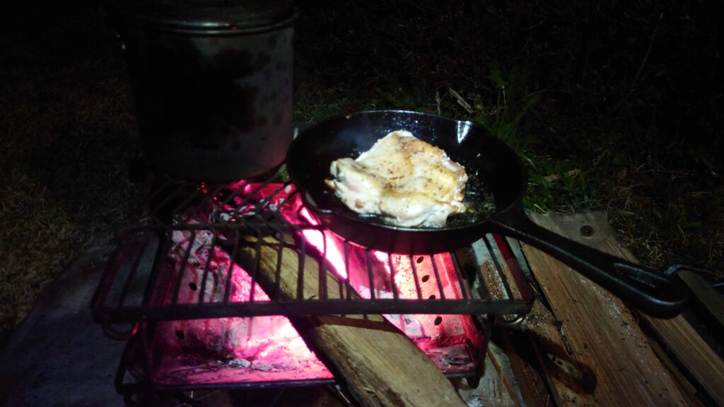 スキレットで熾火調理