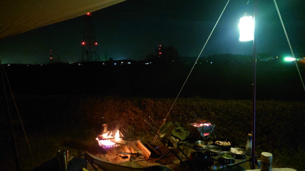 箒川箒川沿いの送電鉄塔の灯り