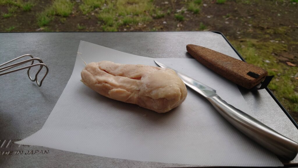 低温調理した鶏胸肉