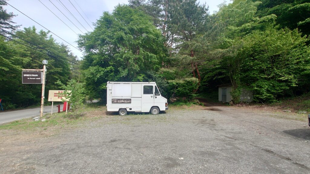 スポーツトレイン入り口周辺