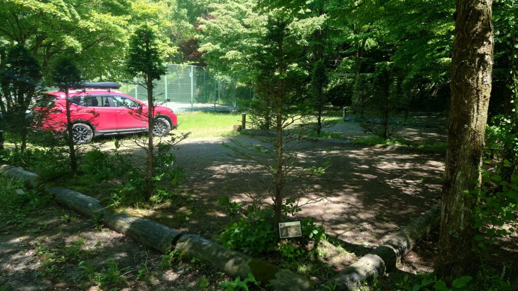 あづま森林公園キャンプ場1番サイト