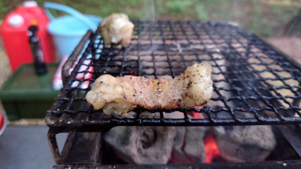 牛シマチョウ炭火焼き