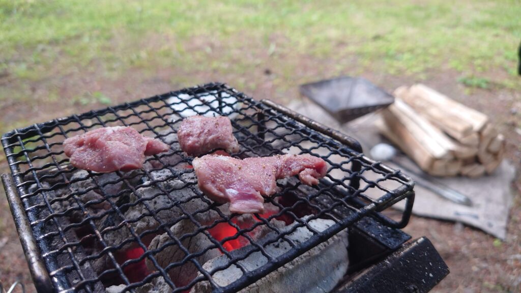 豚かしら炭火焼き