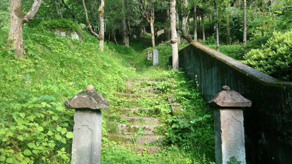 仙人窟への階段