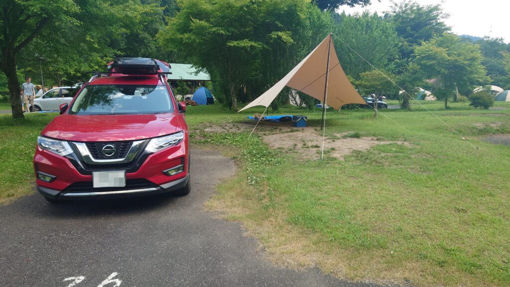 湯島オートキャンプ場Bサイトに設営したヘキサタープ