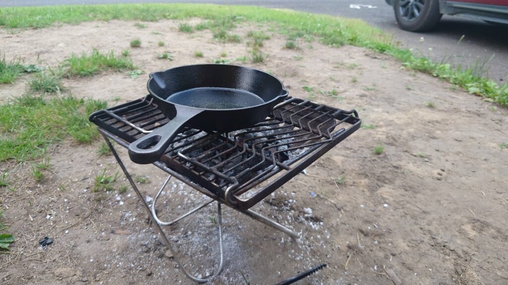 スキレットを起きでプレヒート