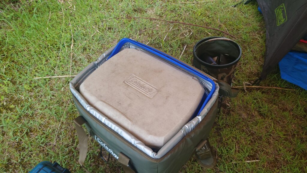 ハードクーラーボックスinソフトクーラーボックス