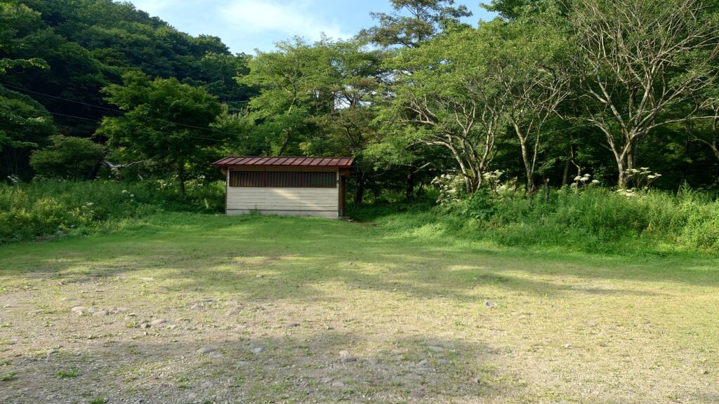 榛名湖畔まゆみヶ丘バンガロートイレ棟