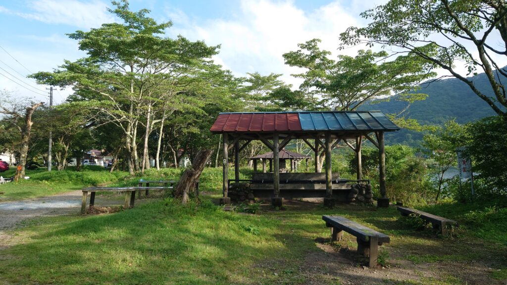 榛名湖畔まゆみヶ丘バンガロー水場