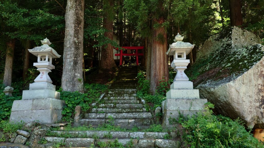 鳴尾の熊野神社奥の院