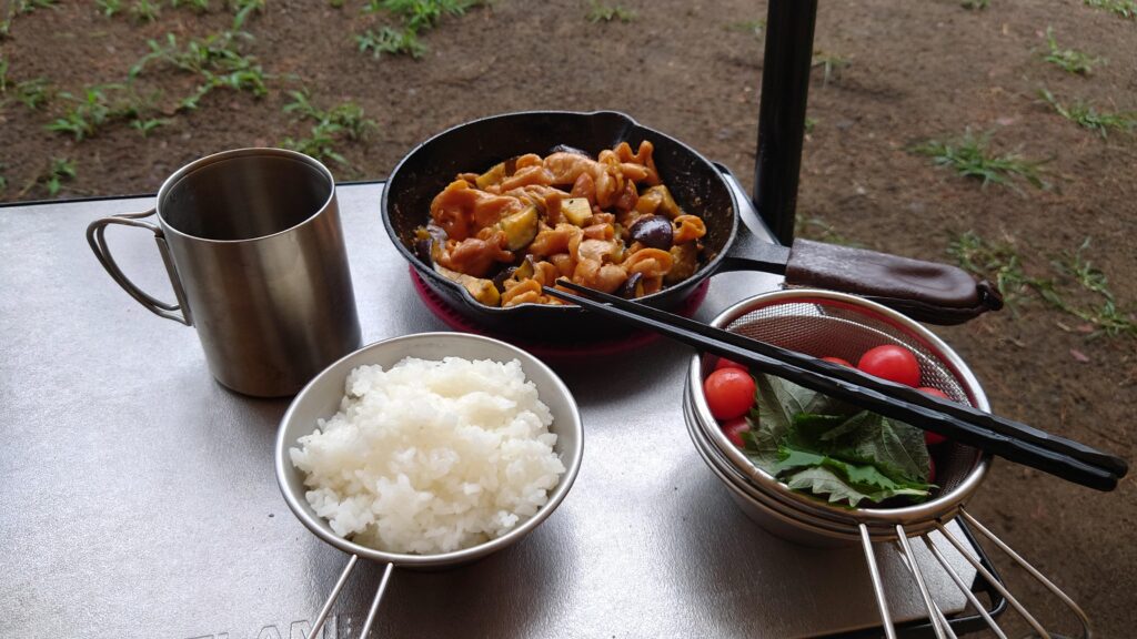 朝食ホルモン定食