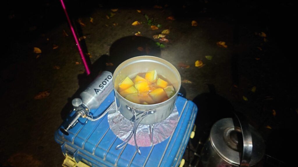 もらったカボ著を煮込んでいるところ