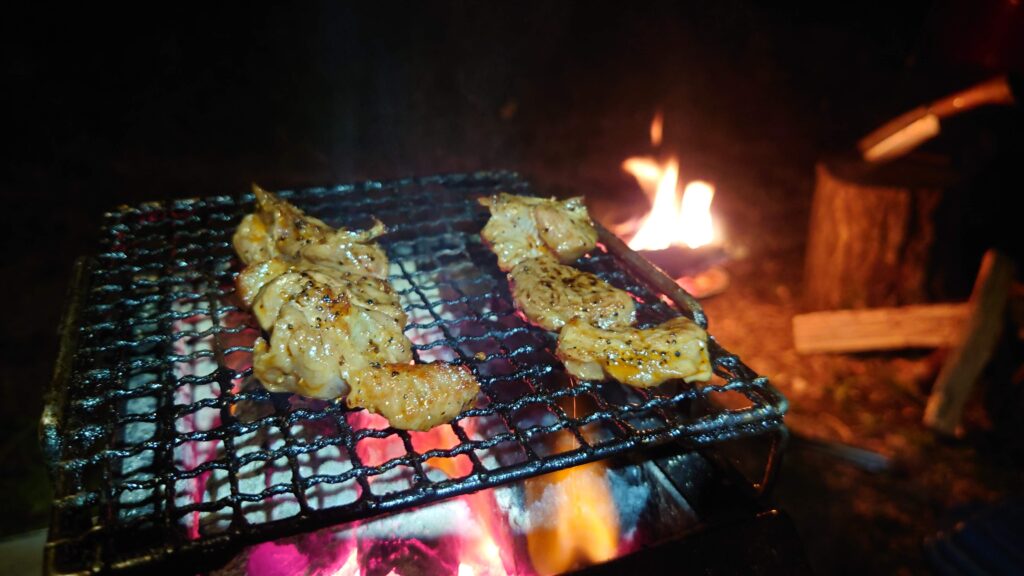 取り方肉の炭火焼き