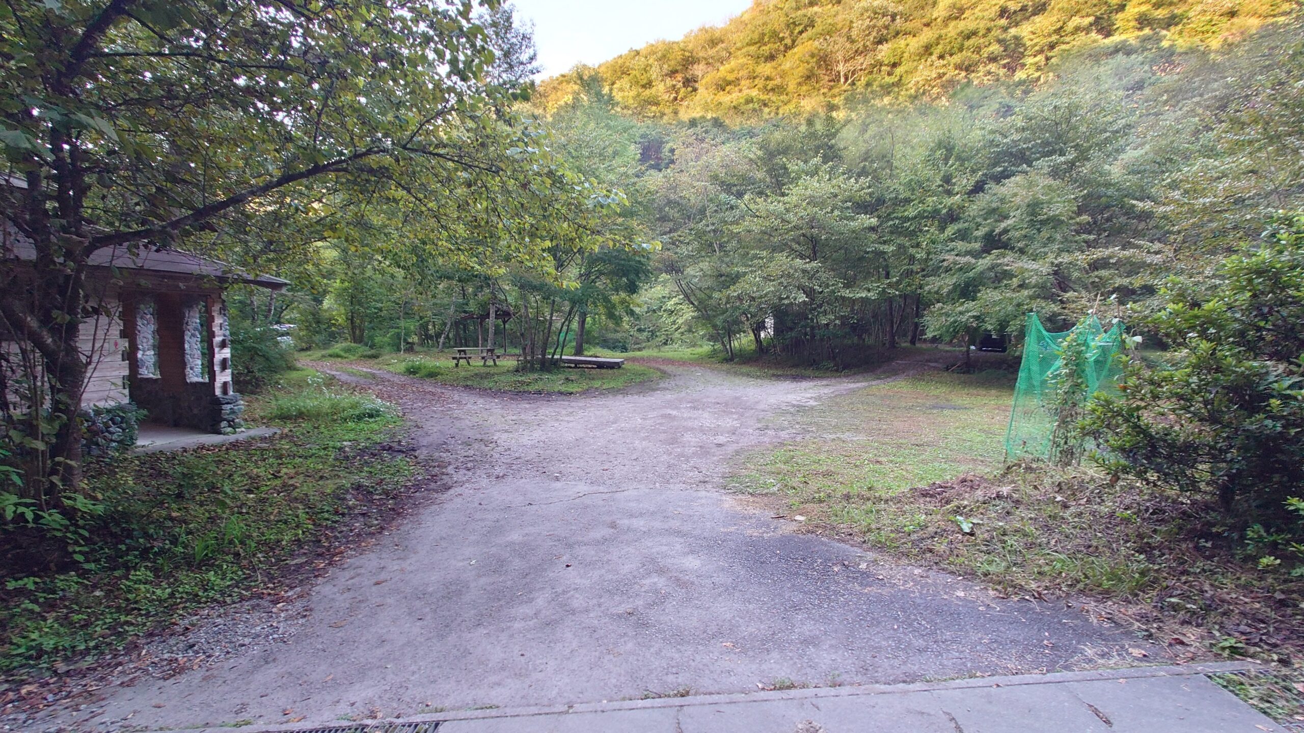 渓流釣り場ようらくエントランス