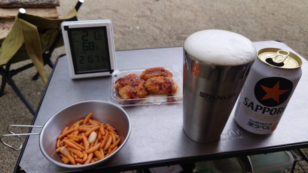 柿の種と牡蠣フライと黒ラベル