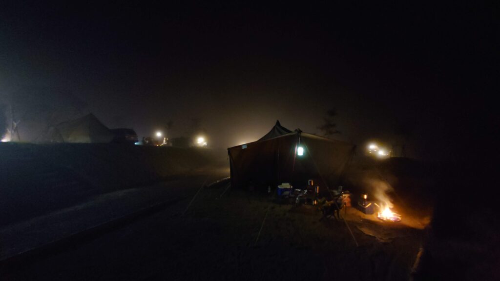 夜霧のみかぼ高原オートキャンプ場
