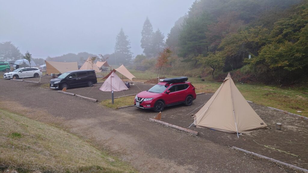 朝霧のみかぼ高原オートキャンプ場