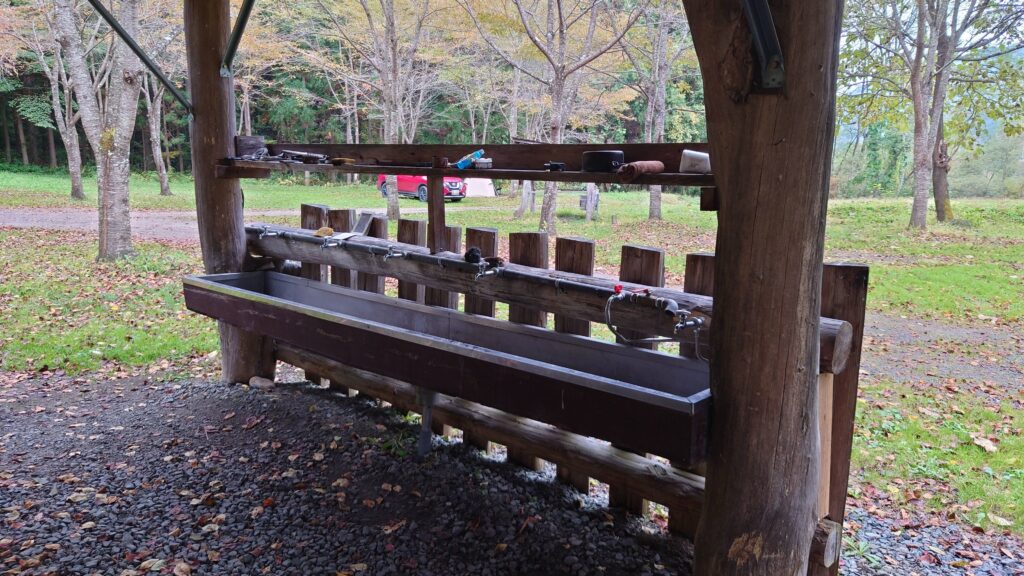 尾瀬高原オートキャンプ場第二炊事場の水場