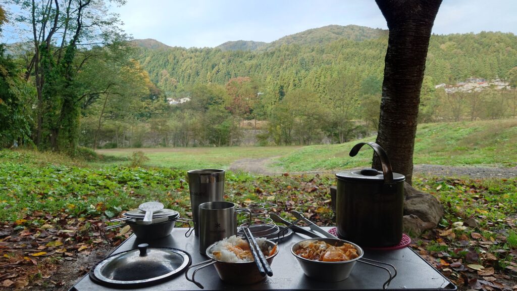 尾瀬高原オートキャンプ場での朝食