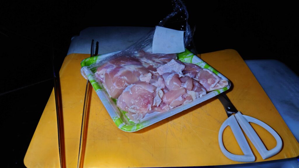 鶏モモ肉のパック