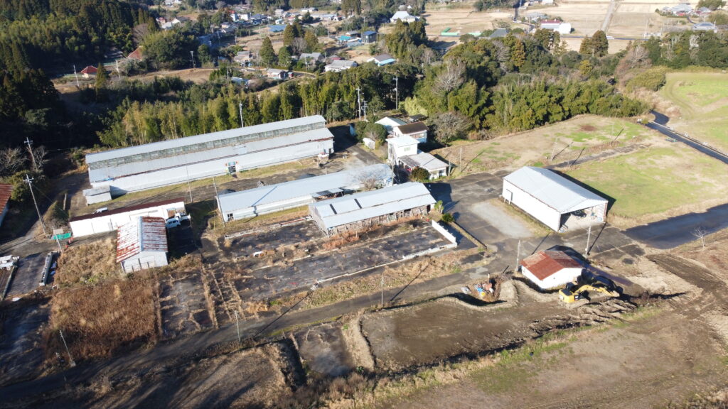 御宿ドローン&キャンプ管理棟方面