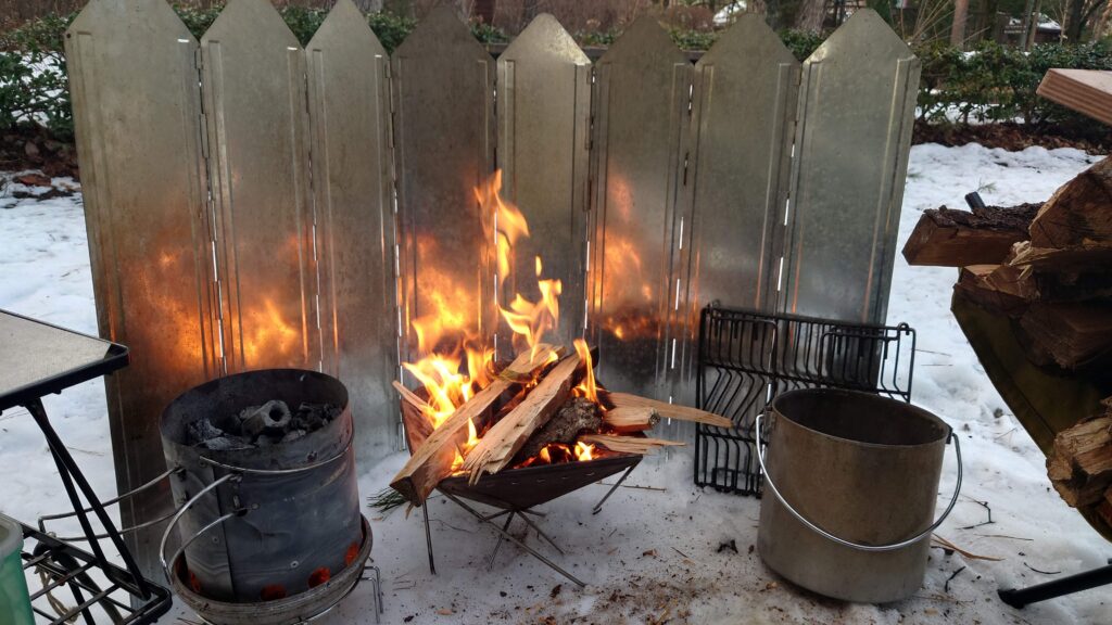 焚火と炭起こし器