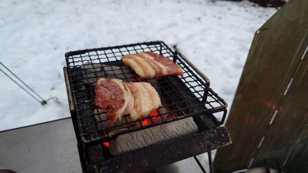 豚バラの炭火焼き