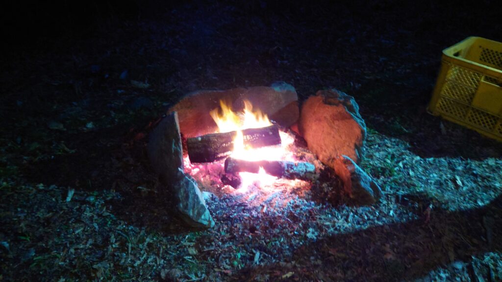 渓流釣り場ようらくキャンプ場焚火終焉