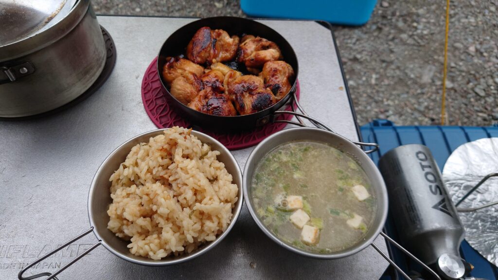 渓流釣り場ようらく二日目朝食