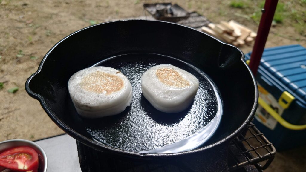 表面をこんがり焼いたはんぺん
