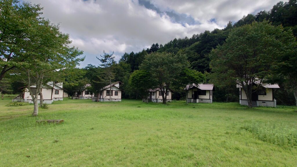 土呂部高原キャンプ場キャビン