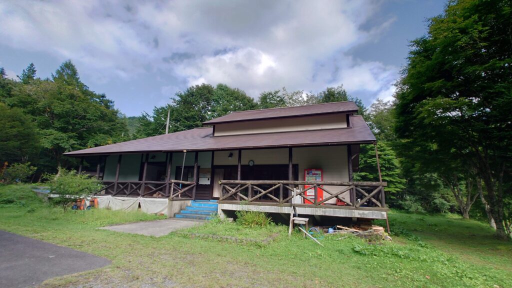 土呂部高原キャンプ場管理棟