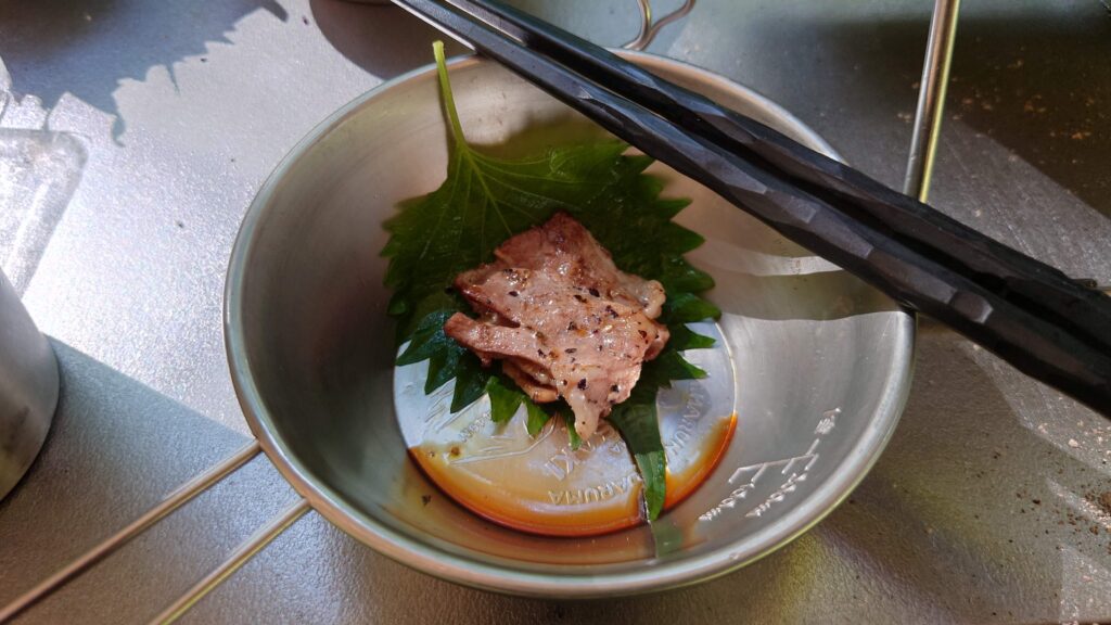 炭火焼き肉しそ巻き