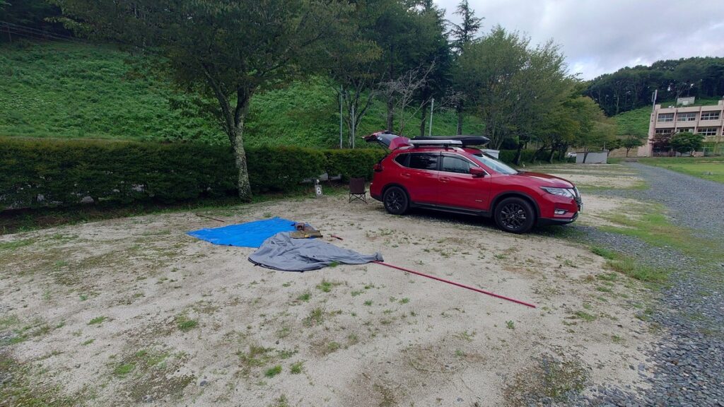 高萩ユースイールドエコノミーサイト設営中