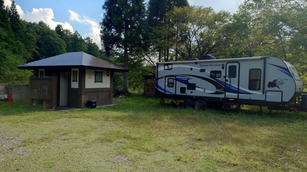 やすらぎの森オートキャンプ場RVパークエリアトイレ