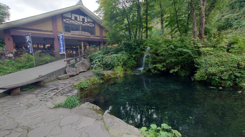 苗名滝駐車場付近の蕎麦屋