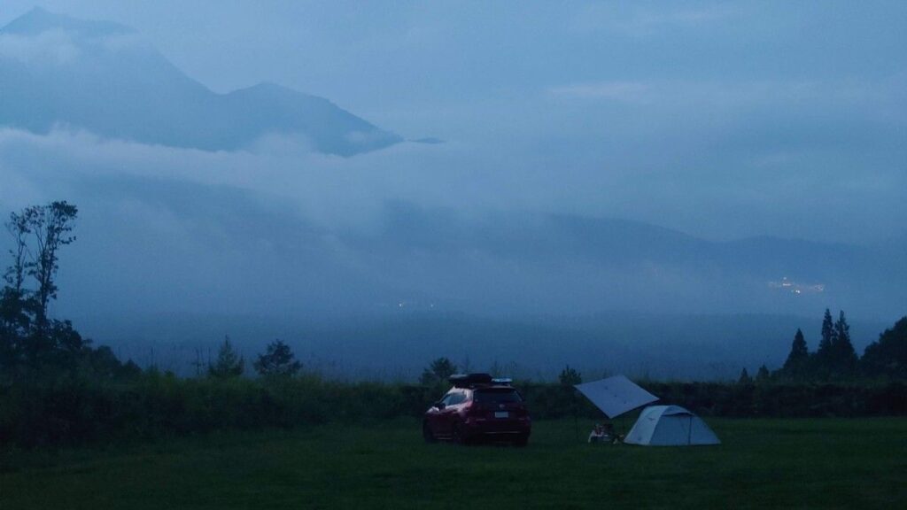 暗くなったテントサイト